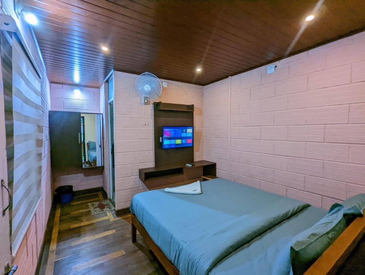 Hotel The Wayanad Club Sultan Bathery Exterior foto